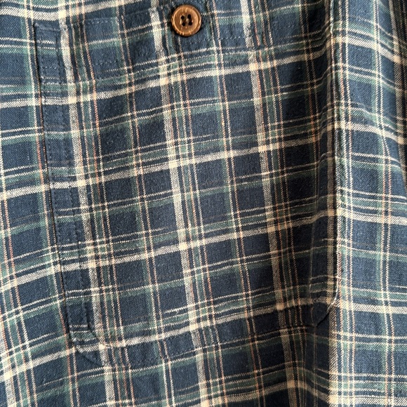 Patagonia short sleeve button up Men’s XL - Picture 2 of 3